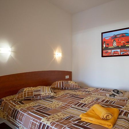 Apartment Adria Спліт Екстер'єр фото