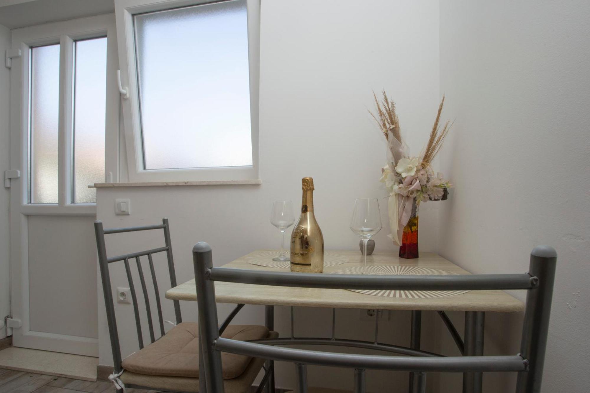 Apartment Adria Спліт Екстер'єр фото