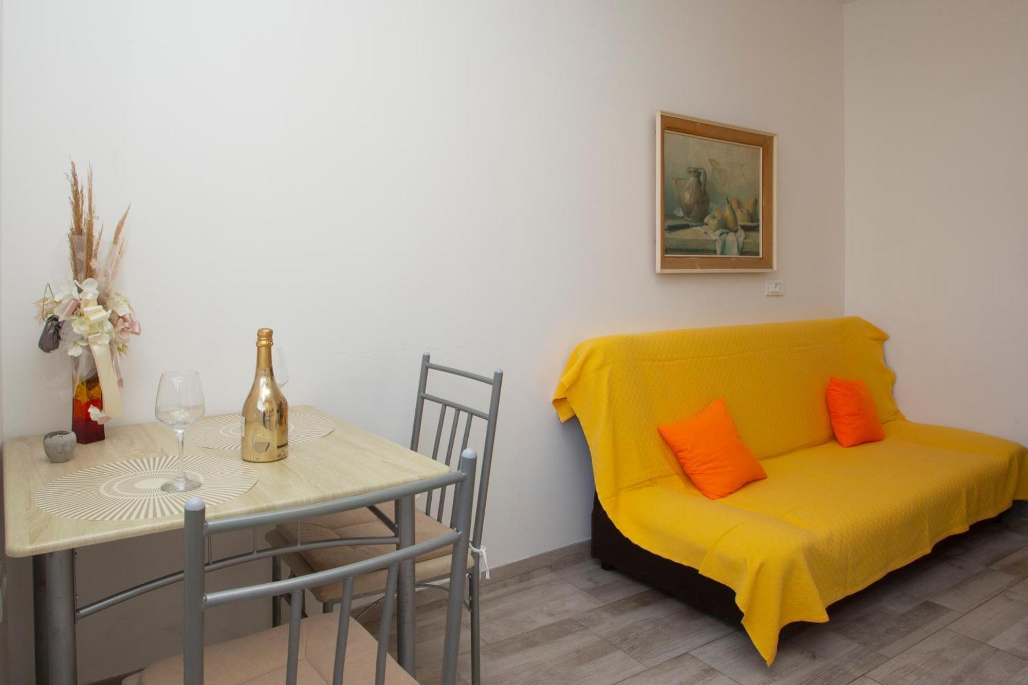 Apartment Adria Спліт Екстер'єр фото